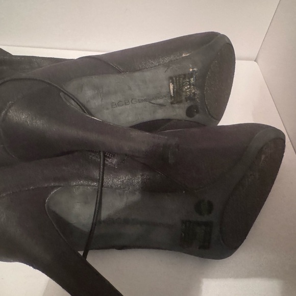 BCBG  zip and lace up heeled boot, feels like soft pony hair but is fabric. - Picture 9 of 9